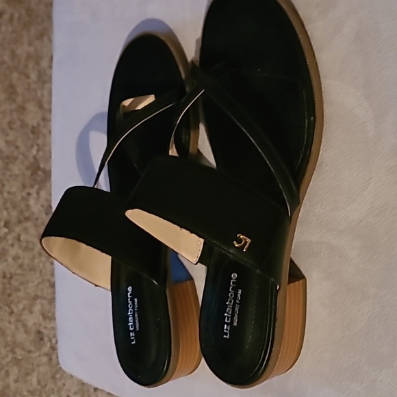 LIZ CLAIBORNE WOMEN'S BLACK DRESS SANDALS SIZE 7 - Picture 4 of 15